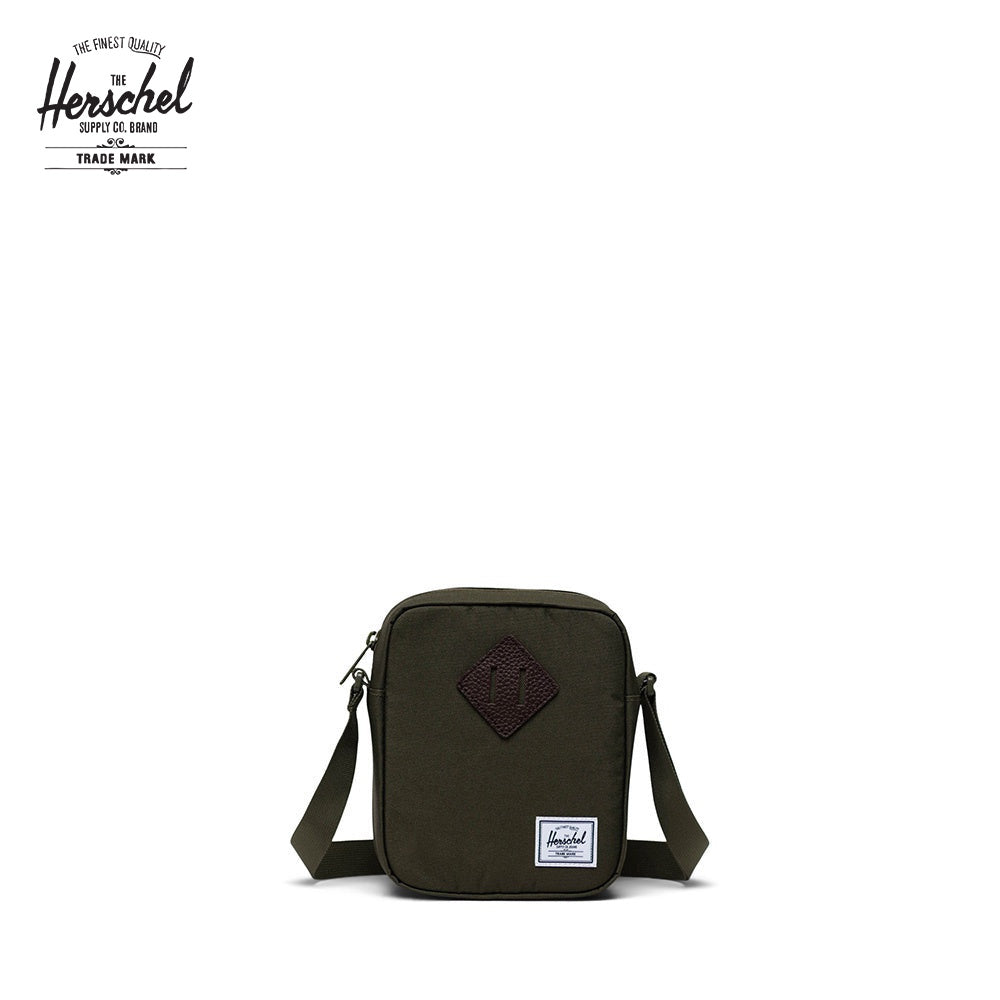 https://host.graas.ai/uploads/IGZ/products/Herschel/Shopify/Update%20Logo/1000446891.jpg