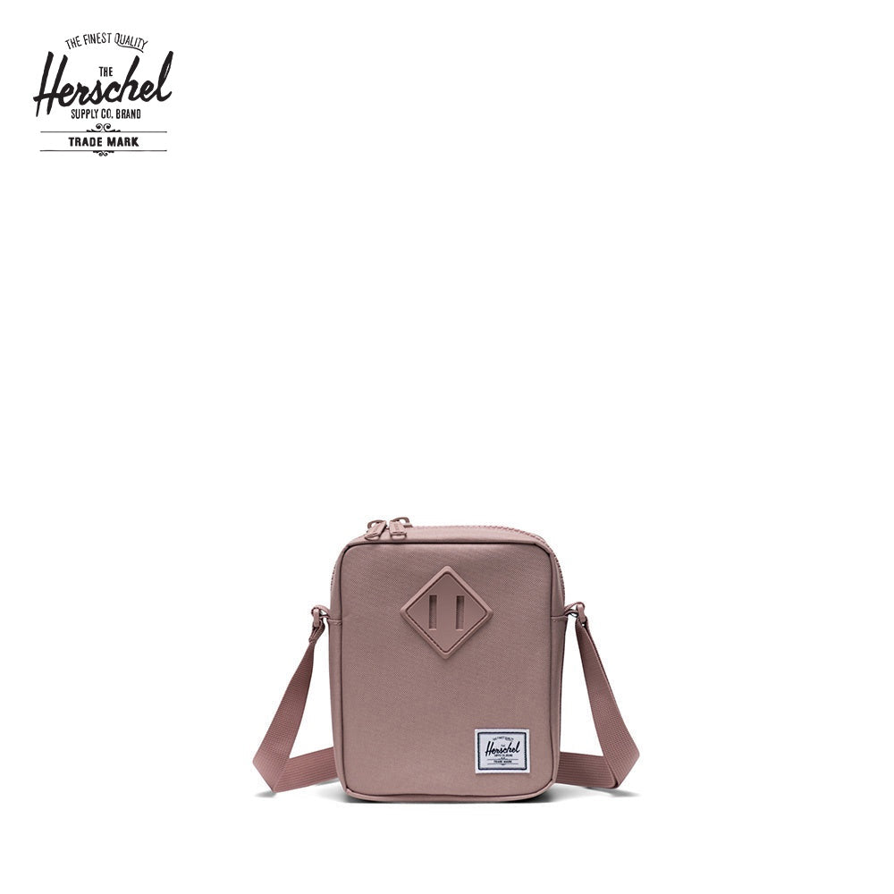 https://host.graas.ai/uploads/IGZ/products/Herschel/Shopify/Update%20Logo/1000389880.jpg
