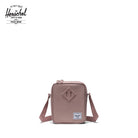 https://host.graas.ai/uploads/IGZ/products/Herschel/Shopify/Update%20Logo/1000389880.jpg