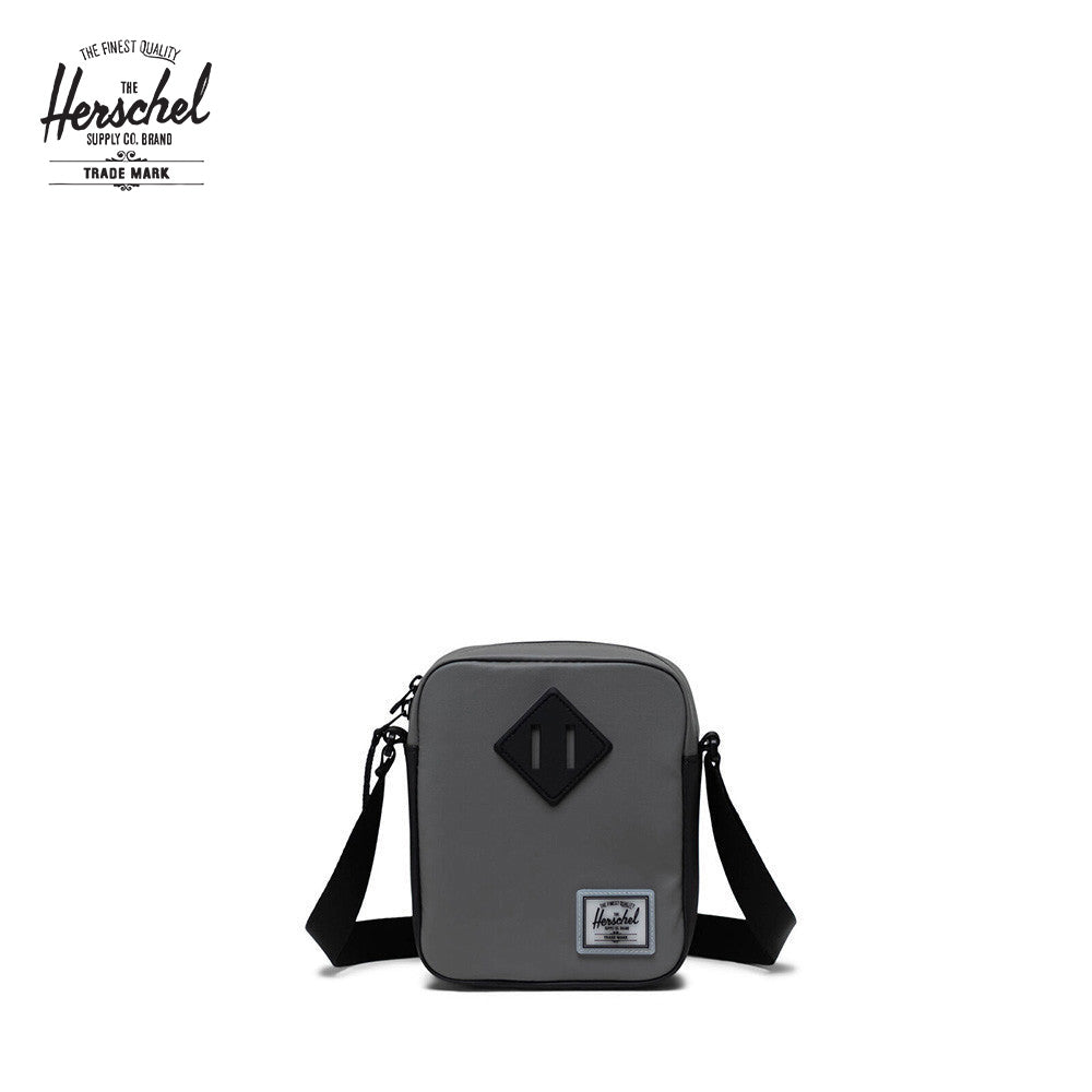 https://host.graas.ai/uploads/IGZ/products/Herschel/Shopify/Update%20Logo/1000446791.jpg