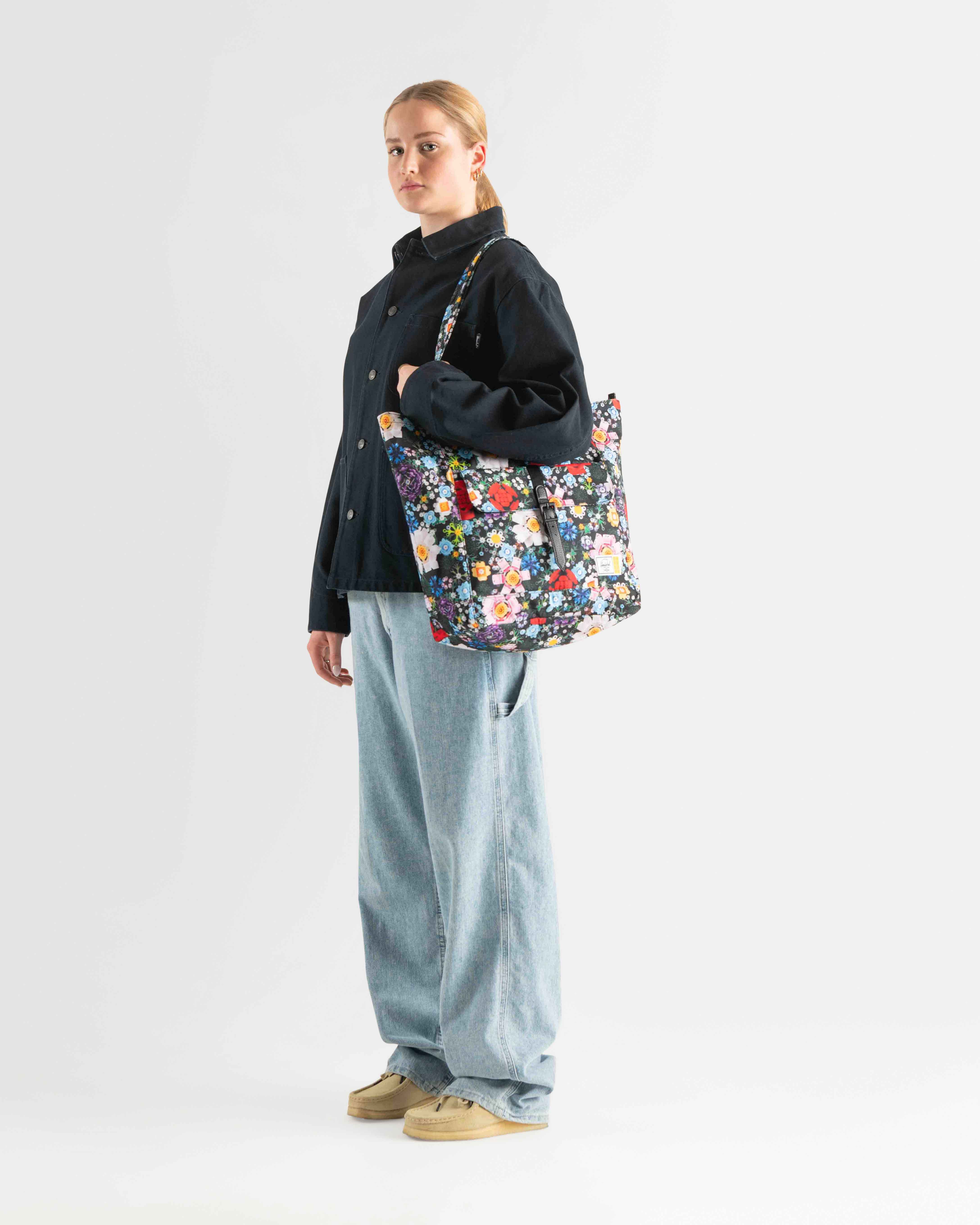 LEGO® Herschel Retreat™ Tote Bag 20L - Garden Floral – Herschel
